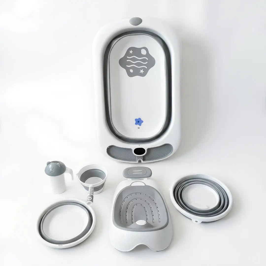 Foldable Baby Bathtub with Accessories Omuma